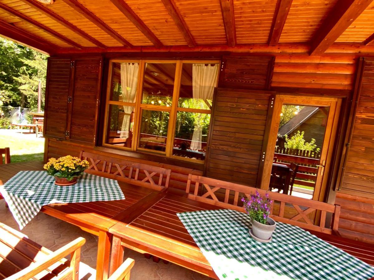 Platán Vendégház Izvoare  Exterior foto